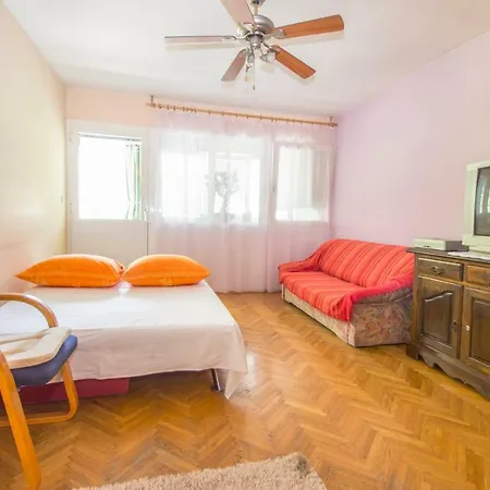 Perak Apartment Omis